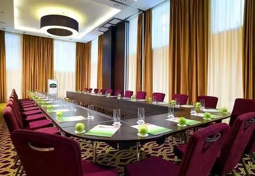 בית מלון כפרי Courtyard By Marriott Kazan Kremlin