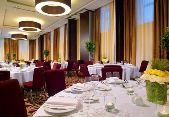 בית מלון כפרי Courtyard By Marriott Kazan Kremlin