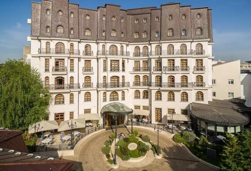 Epoque Hotel   Relais & Chateaux