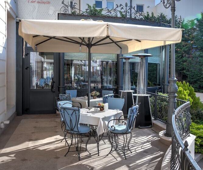 Epoque Hotel Relais & Chateaux