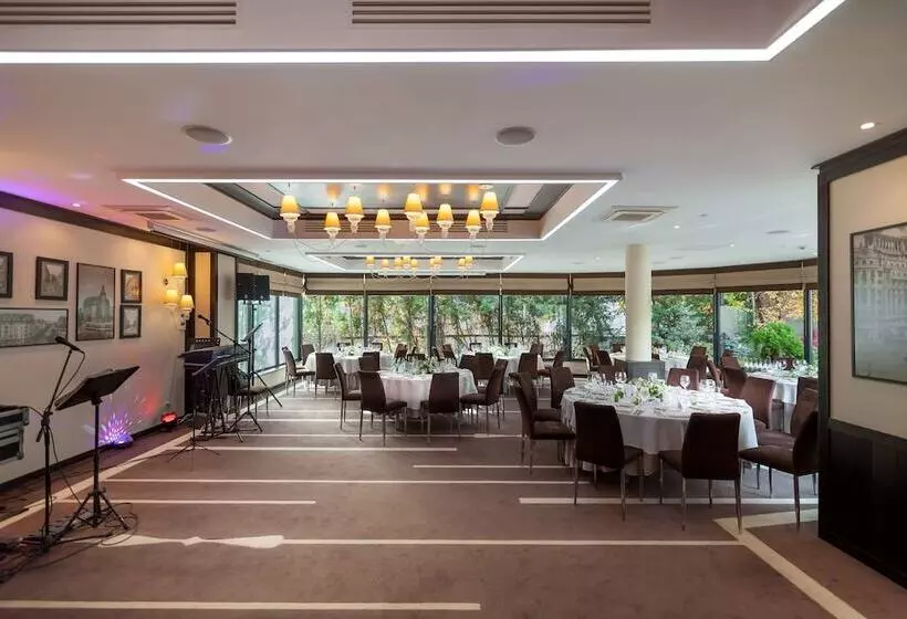 Epoque Hotel   Relais & Chateaux