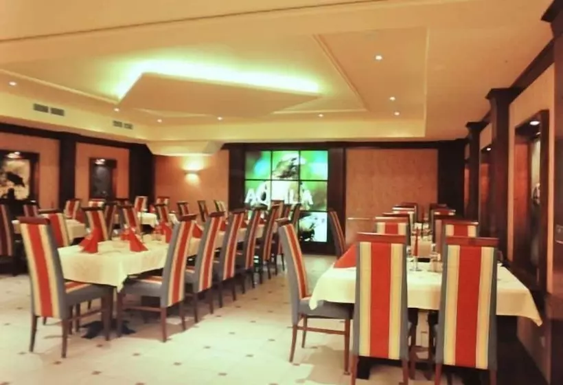 ホテル Goldener Adler Wattens