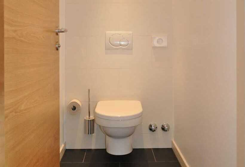 酒店 Goldener Adler Wattens