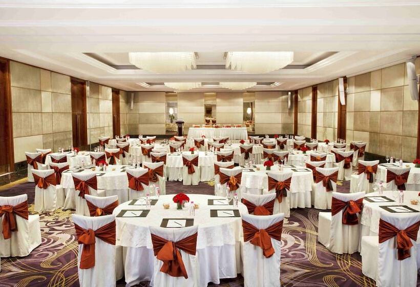 ホテル Holiday Inn New Delhi Mayur Vihar Noida, An Ihg