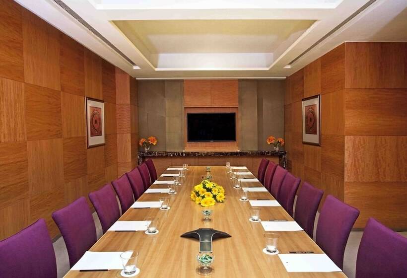 ホテル Holiday Inn New Delhi Mayur Vihar Noida, An Ihg