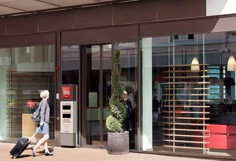 酒店 Ibis Delémont