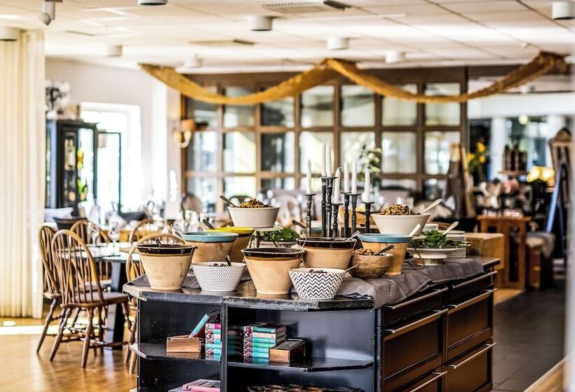 בית מלון כפרי Korunda Golf & Conference