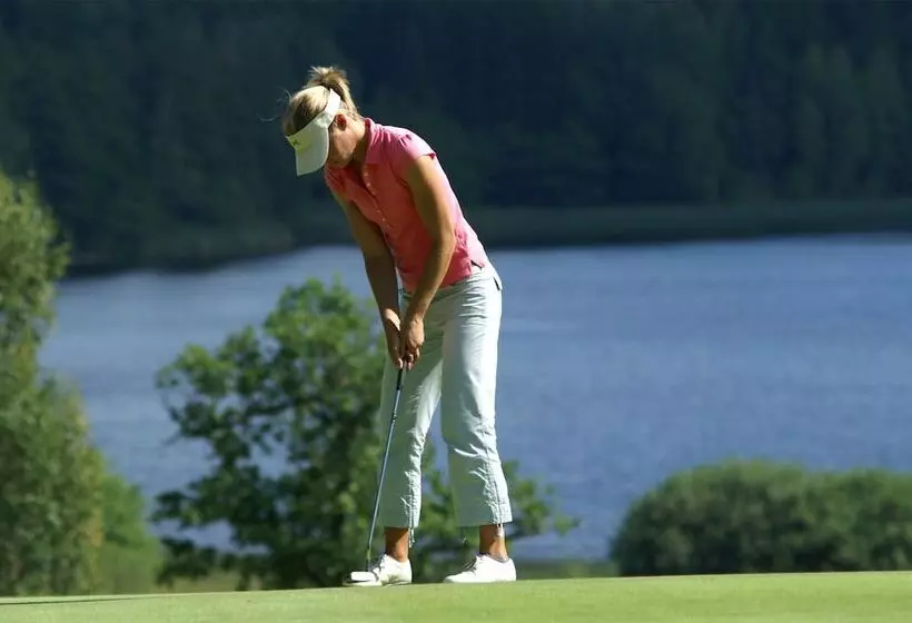 ホテル Korunda Golf & Conference