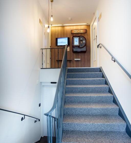 בית מלון כפרי Krone By B Smart