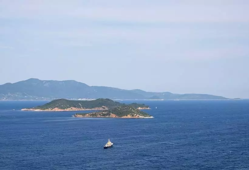 هتل Oniro Skiathos