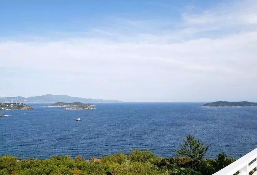 هتل Oniro Skiathos