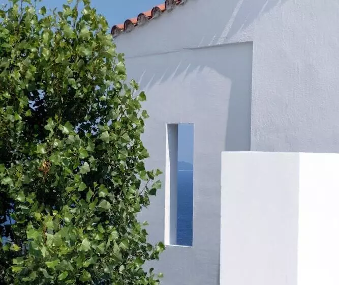 هتل Oniro Skiathos