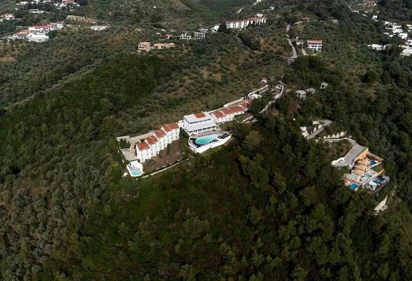 هتل Oniro Skiathos