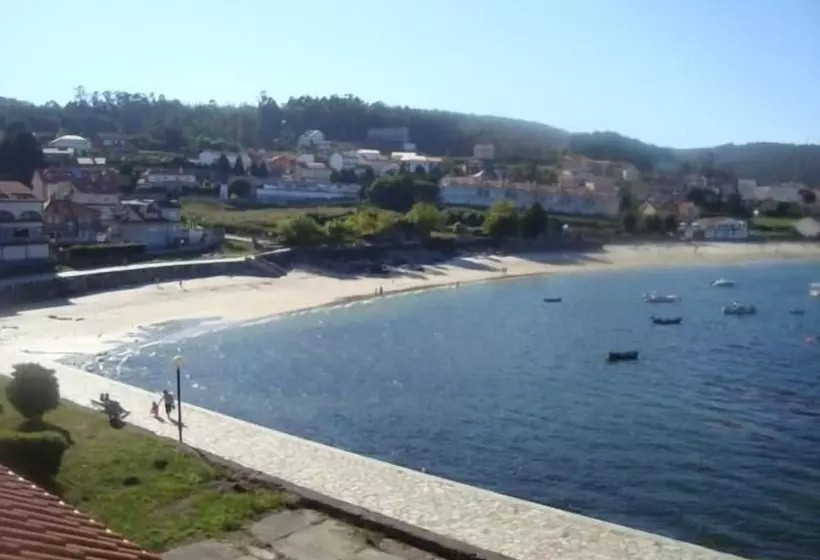 Hotelli Playa De Quenxe