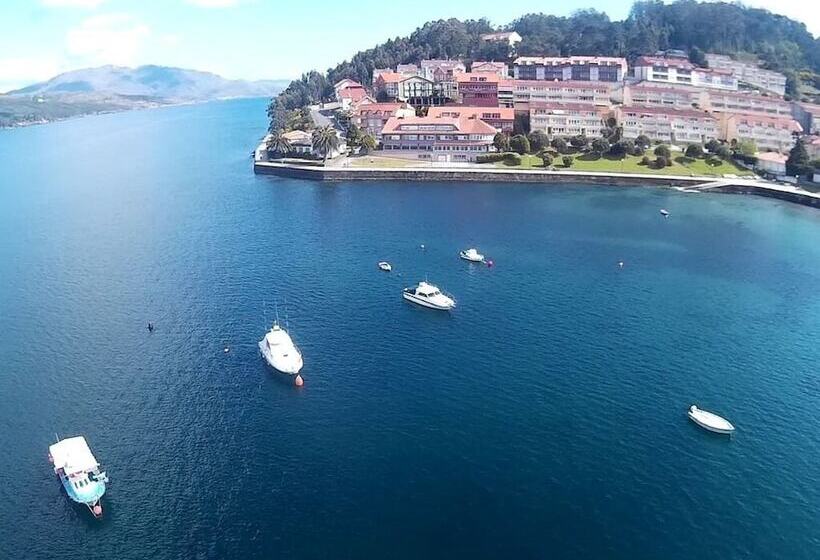 هتل Playa De Quenxe