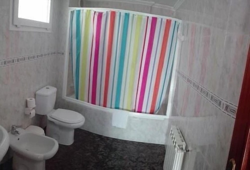 هتل Playa De Quenxe