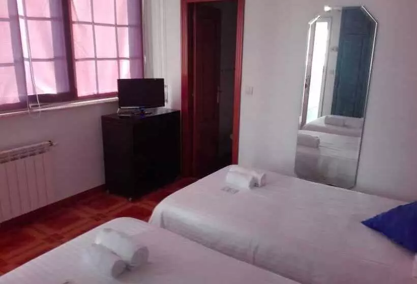 Hotelli Playa De Quenxe