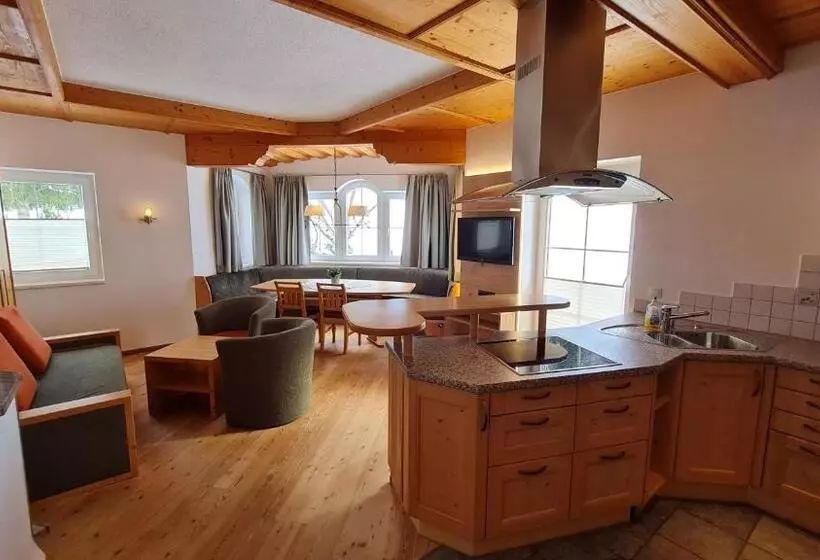 Sport Und Familienhotel Klausen