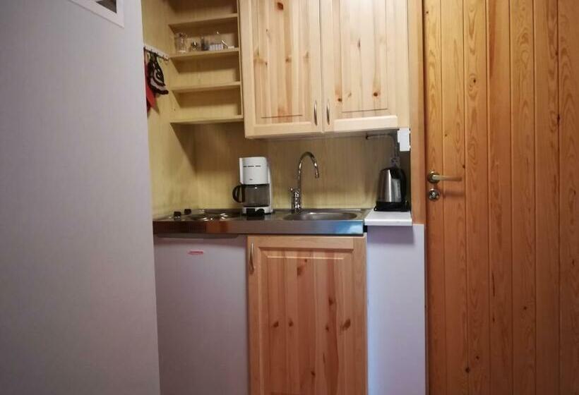 호스텔 Tunturipöllö Guesthouse