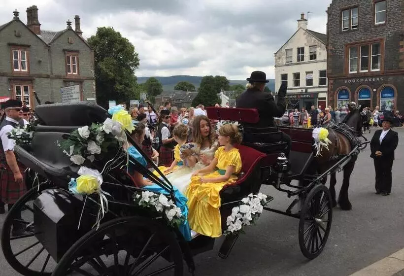 Aamiaismajoitus (B&B) Kirkview House