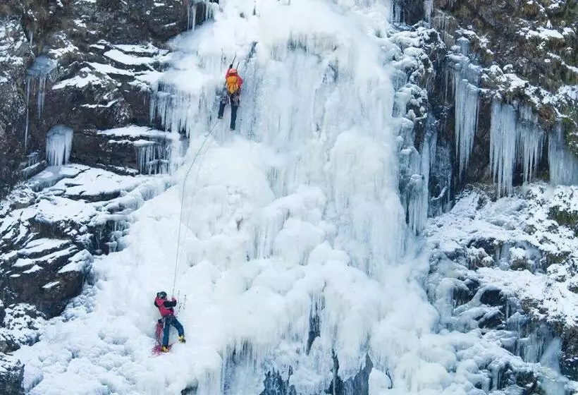 Aamiaismajoitus (B&B) Kirkview House