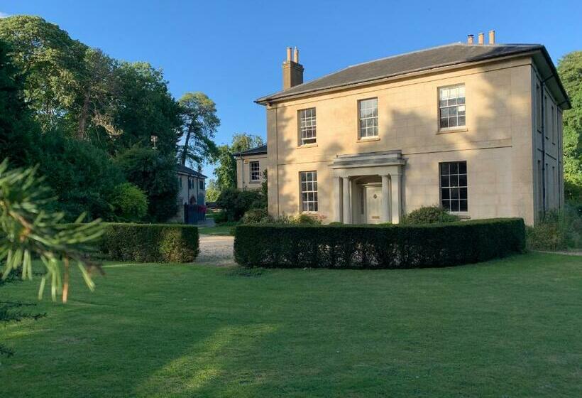 مبيت وإفطار The Old Vicarage, Evenley. Brackley