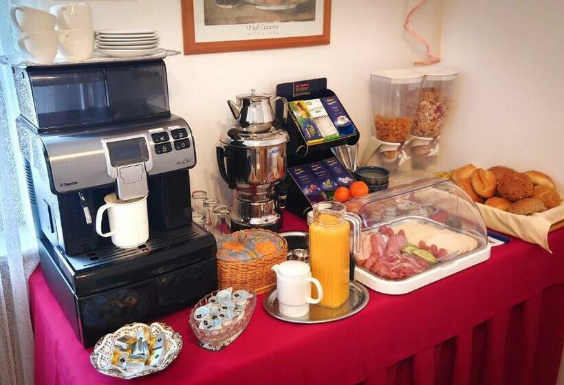 Отель Garni Zur Traube