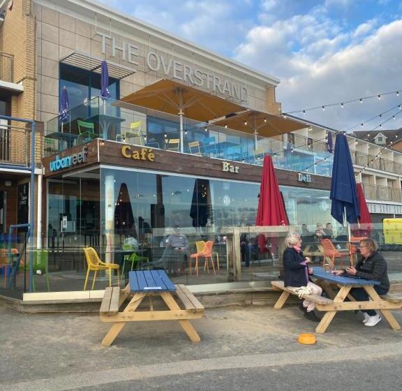 Pensão 5 Min From The Beach En Suite Room In Guest House