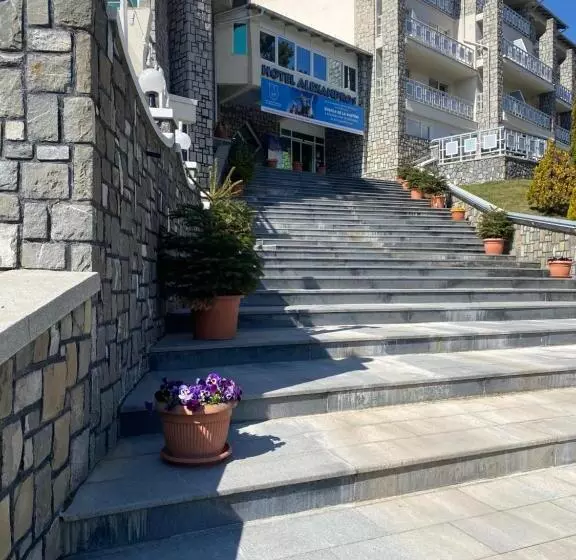 Hotelli Alexandros Busteni