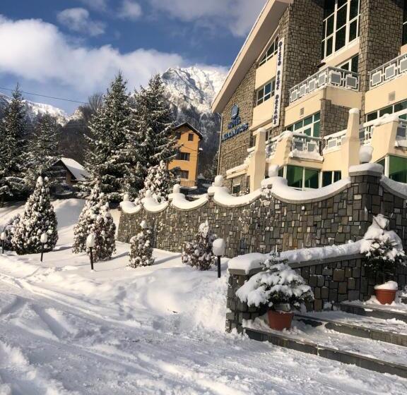 בית מלון כפרי Alexandros Busteni