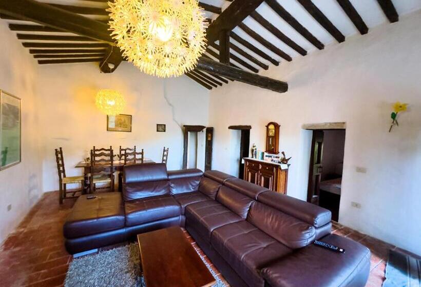 Отель Cerro Di Sopra Boerderij In Toscane Met Privé Zwembad