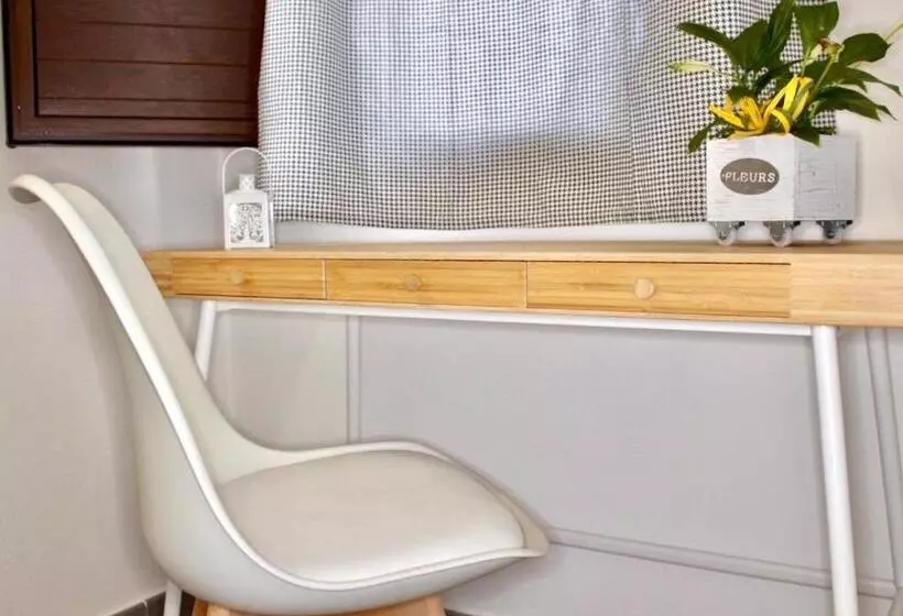 Majatalo Bedandclimbing