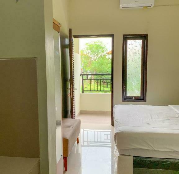 Пансион Gumitish Guest House Singaraja