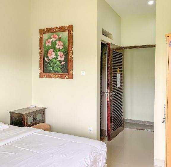 Пансион Gumitish Guest House Singaraja