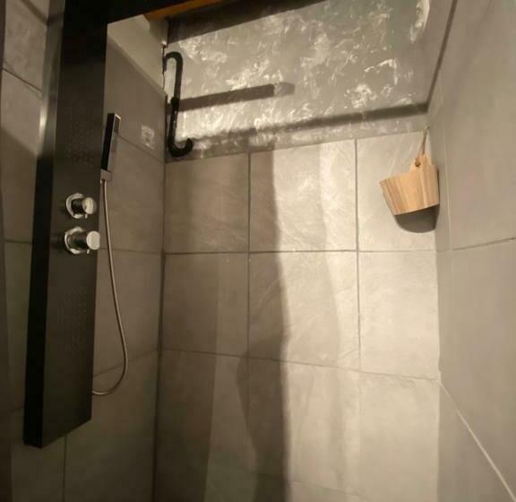 بنسيون La Cigale