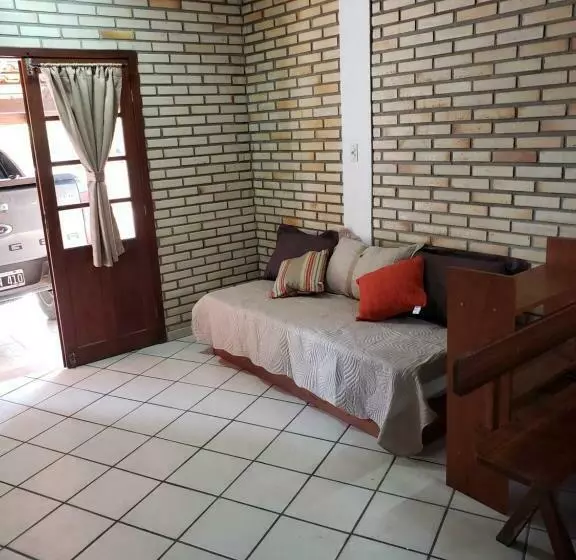 Retkeilymaja Residencial Costumes Brasileiras