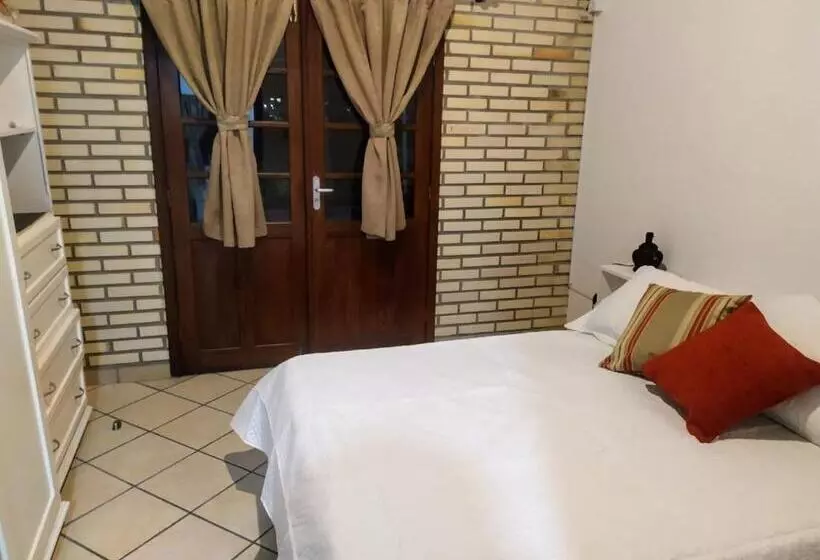 Retkeilymaja Residencial Costumes Brasileiras
