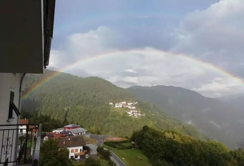 Aamiaismajoitus (B&B) B And B Nonna Rosa Vista Lagorai