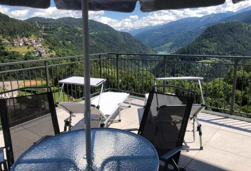 Aamiaismajoitus (B&B) B And B Nonna Rosa Vista Lagorai