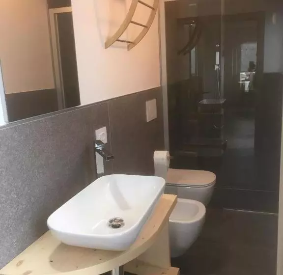 Aamiaismajoitus (B&B) B And B Nonna Rosa Vista Lagorai