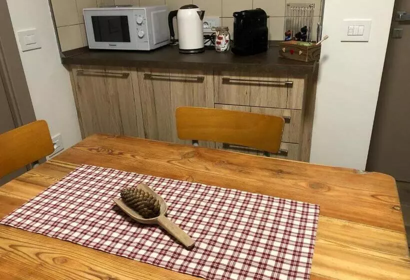 Aamiaismajoitus (B&B) B And B Nonna Rosa Vista Lagorai