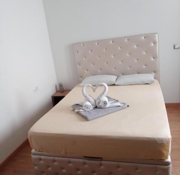 پانسیون Casa Brava