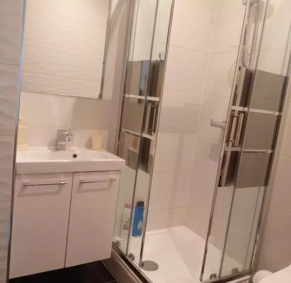 پانسیون Casa Brava