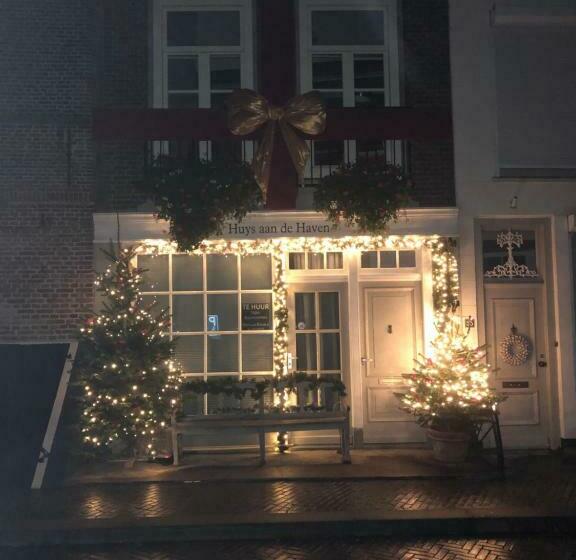 膳宿费 Huys Aan De Haven