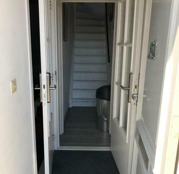 膳宿费 Huys Aan De Haven