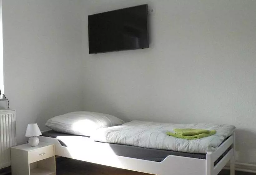 Retkeilymaja Gästehaus Haalck