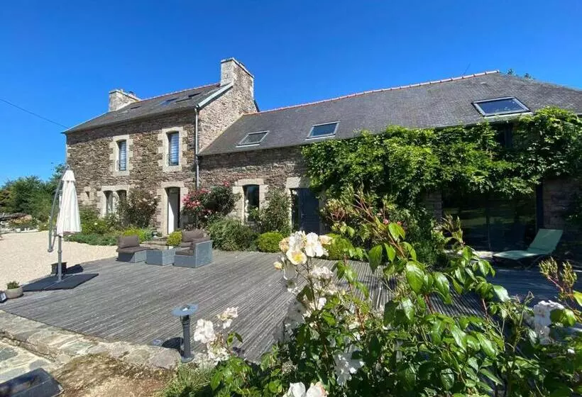 Aamiaismajoitus (B&B) Demeure Du Porzou, Chambres D Hôtes De Charme Dans Demeure D Exception, Parc Paysager, Spa, Massages