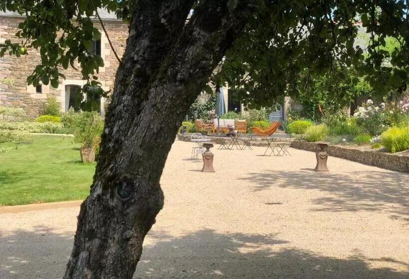 Aamiaismajoitus (B&B) Demeure Du Porzou, Chambres D Hôtes De Charme Dans Demeure D Exception, Parc Paysager, Spa, Massages