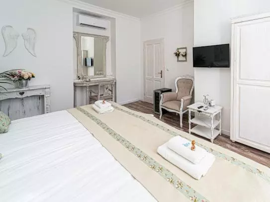تختخواب و صبحانه Villa Bella