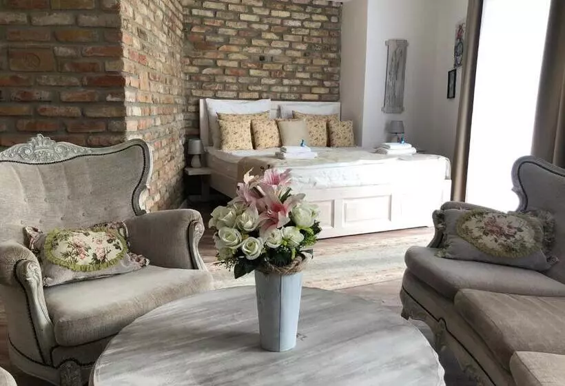 تختخواب و صبحانه Villa Bella